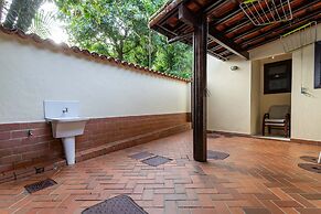 House With Private Beach in Porto Bello Mangaratiba