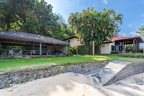 House With Private Beach in Porto Bello Mangaratiba