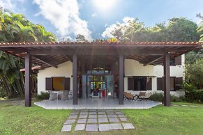 House With Private Beach in Porto Bello Mangaratiba