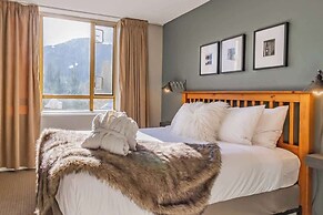 Spacious Two Bedroom Apartment in Whistler - 530