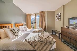 Spacious Two Bedroom Apartment in Whistler - 530