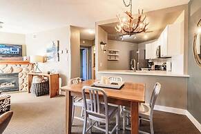 Spacious One Bedroom Suite - 412