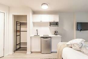 Large Studio in Whistler Village - Unit 611