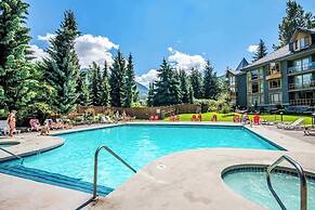 Entire Studio in Whistler Village Resort - Unit 437