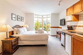 Mountain View Studio in Whistler Village - Unit 414
