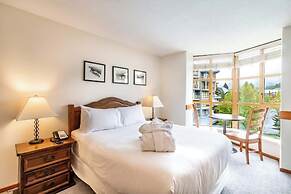 Mountain View Studio in Whistler Village - Unit 414