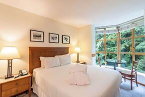 Entire Studio in Whistler Village Resort - Unit 417