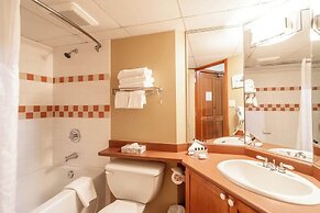 Entire Studio in Whistler Village Resort - Unit 417