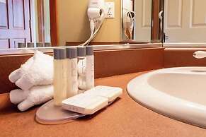 Entire Studio in Whistler Village Resort - Unit 417