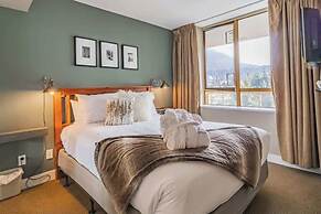 Large Spacious one Bedroom Suite - 506