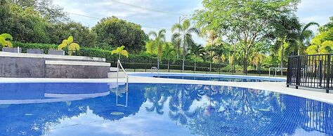 Encantadora Casa Piscina Privada AA Wifi