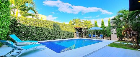 Encantadora Casa Piscina Privada AA Wifi