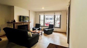 RentUp- Casa a pasos del Centro Cívico