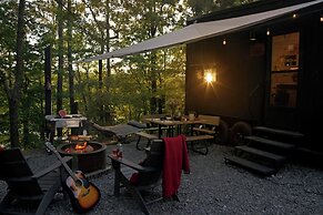 Postcard Cabins Eastern Catskills