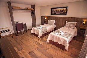 Padom Businesse Hotel