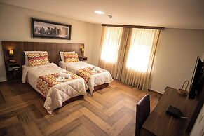 Padom Businesse Hotel