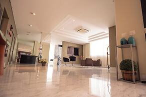 Padom Businesse Hotel