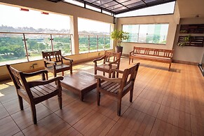 Padom Businesse Hotel