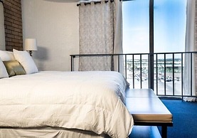 The Landmark Hotel