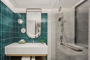 Holiday Inn Chongqing Science Hall by IHG