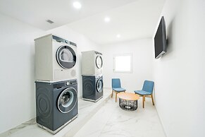 Holiday Inn Express Greater Noida Knowledge Park by IHG