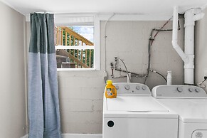 Modern in Magic City 2 Units