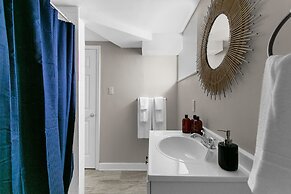 Modern in Magic City 2 Units