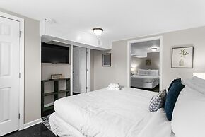 Modern in Magic City 2 Units