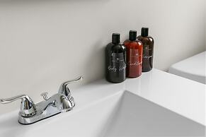 Modern in Magic City 2 Units