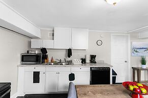 Modern in Magic City 2 Units