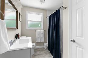 Modern in Magic City 2 Units