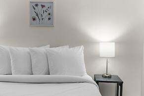 Modern in Magic City 2 Units