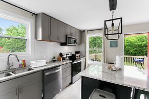 Modern in Magic City 2 Units