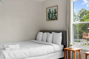 Modern in Magic City 2 Units