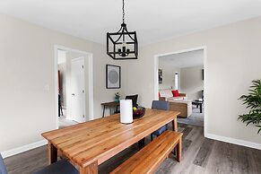 Modern in Magic City 2 Units