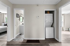 Modern in Magic City 2 Units