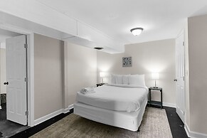 Modern in Magic City 2 Units