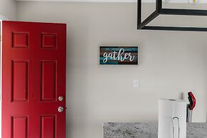 Modern in Magic City 2 Units