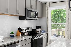 Modern in Magic City 2 Units