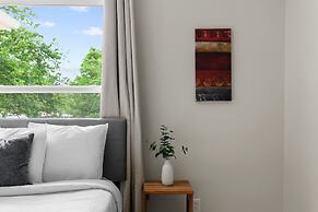 Modern in Magic City 2 Units