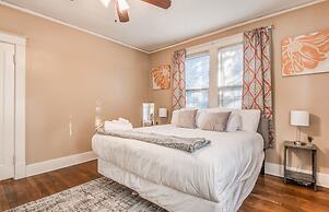 Bluemoon Bungalow 2 Units