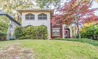 Bluemoon Bungalow 2 Units