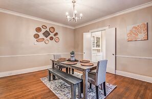 Bluemoon Bungalow 2 Units