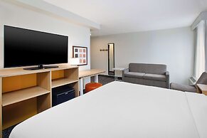 Spark By Hilton Jackson Ridgeland