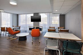 Spark By Hilton Jackson Ridgeland