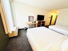 Spark By Hilton Jackson Ridgeland