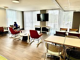 Spark By Hilton Jackson Ridgeland