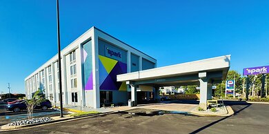 Spark By Hilton Jackson Ridgeland