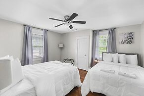 Renovated Central Park Chic