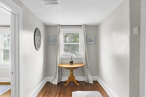 Renovated Central Park Chic